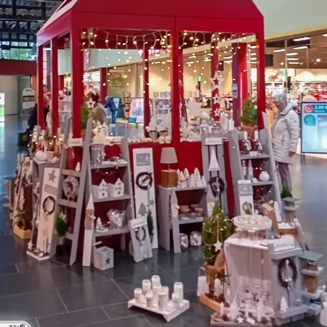 Rotes Häuschen dekoausstellung
